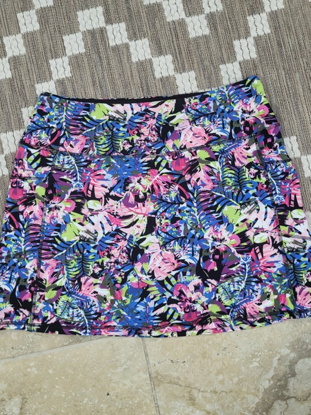 Intro Love the Fit Tropical print Skort Tummy Control Large stretchy cotton